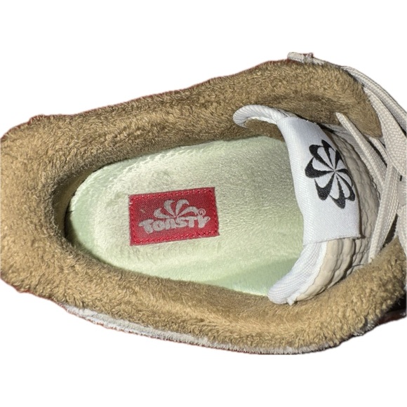 Nike Air Force 1 ‘07 LV8 Toasty Beige - Picture 7 of 8